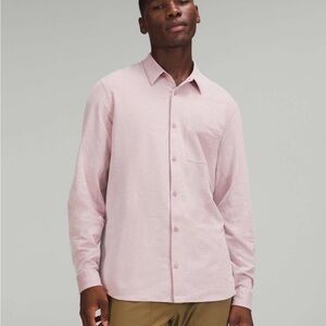 lululemon athletica Men's Light Pink Button Down Shirt in men’s large